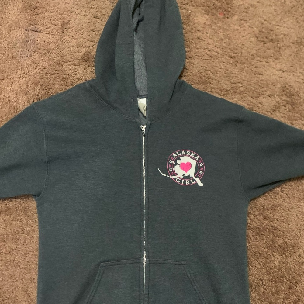 Gildan Alaskan Girl Hoodie Sweater